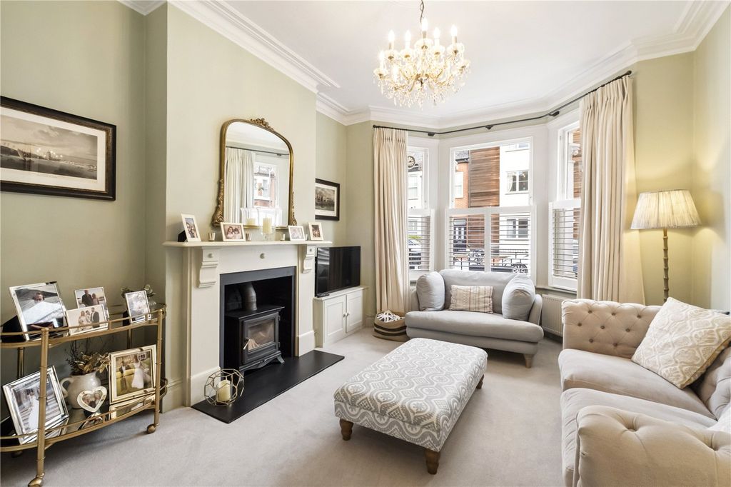 Property photo 2 of 16 Reception Room