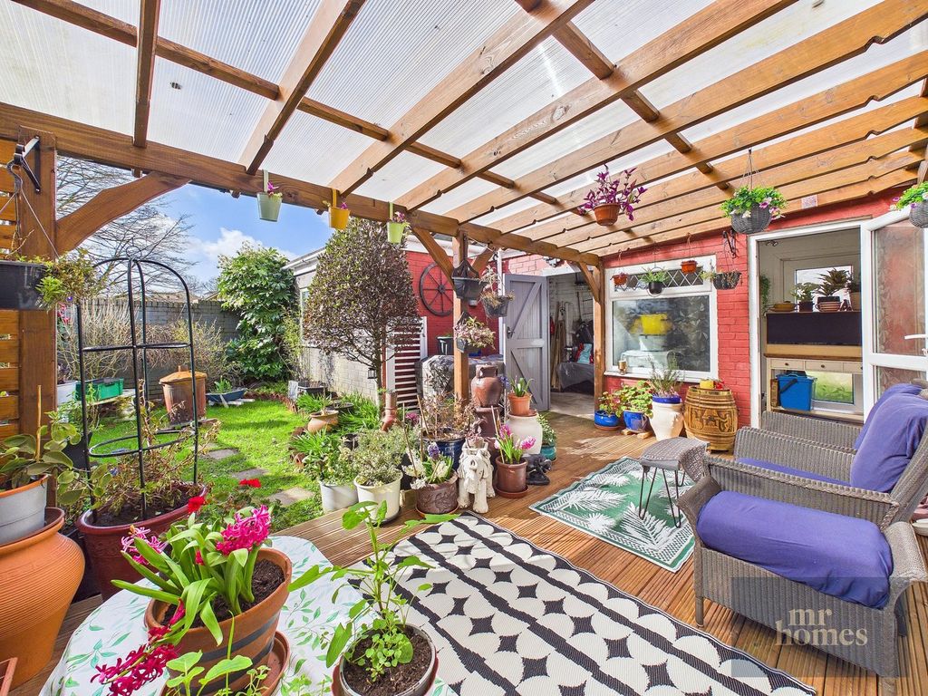 Property photo 1 of 49