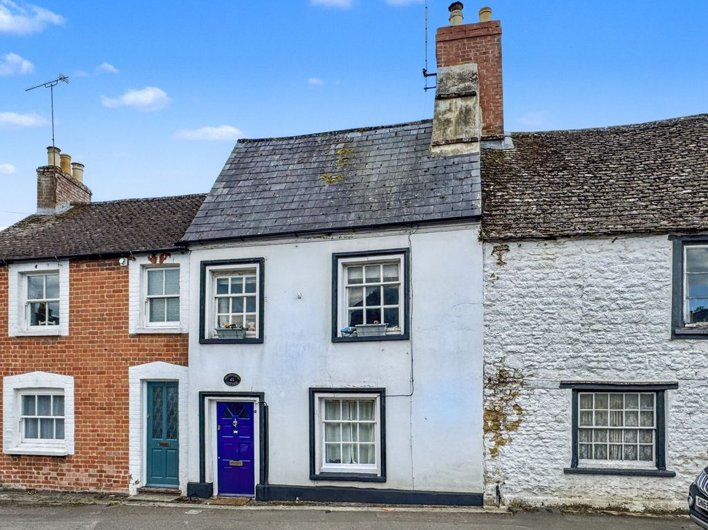 Property photo 1 of 10