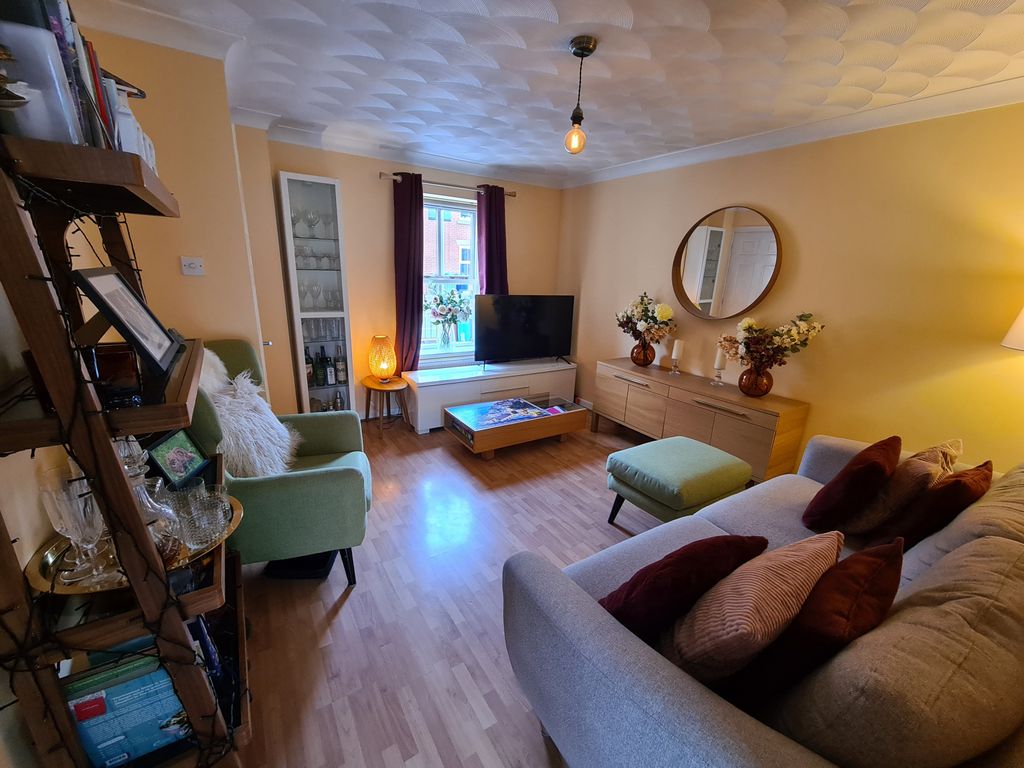 Property photo 3 of 10 Gallery