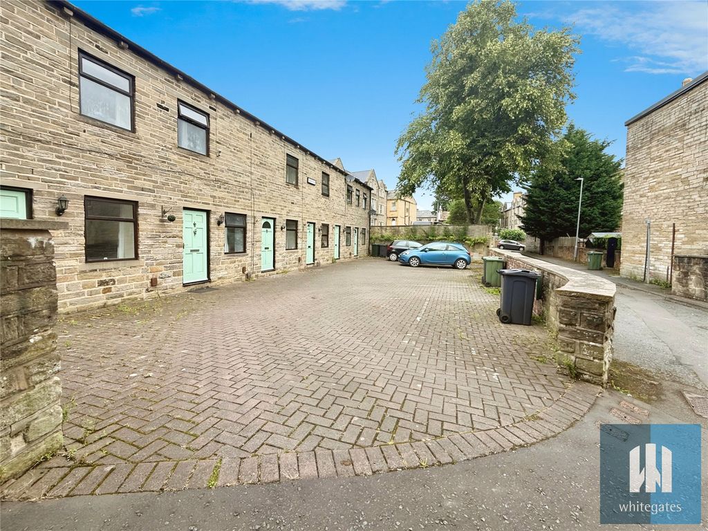 Property photo 1 of 9 Picture No. 07