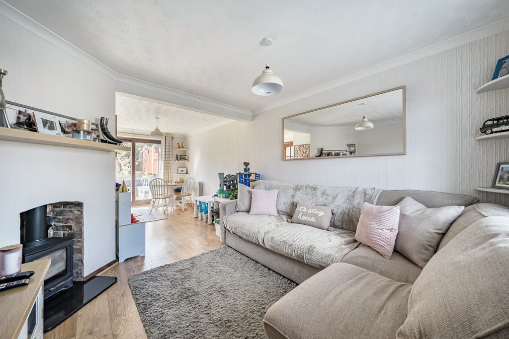 Property photo 2 of 16 1357418-8-68d5328...