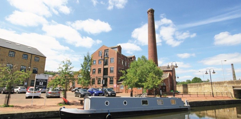 Property photo 1 of 13 Photo 6