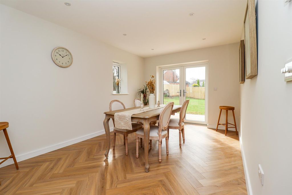 Property photo 3 of 24 Img_4946.Jpg