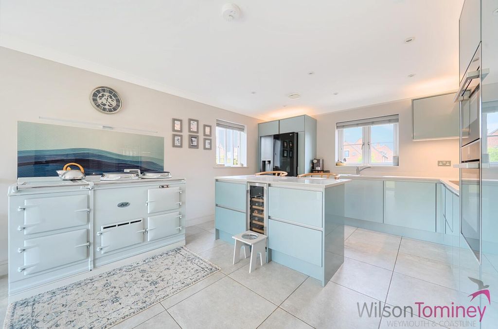 Property photo 3 of 36 E5493c75-c71A-4A5c-8Aed-d61006133709.Jpg