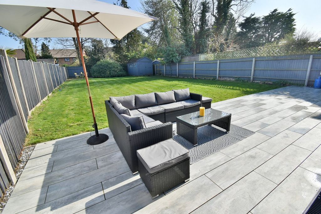 Property photo 3 of 22