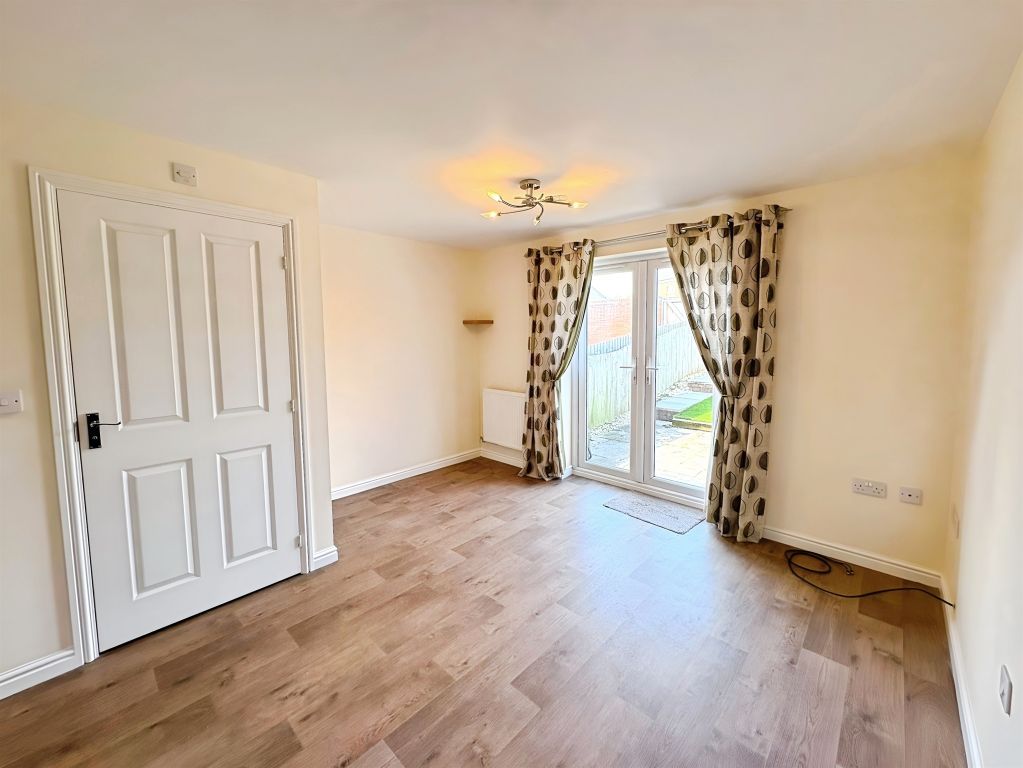 Property photo 3 of 26