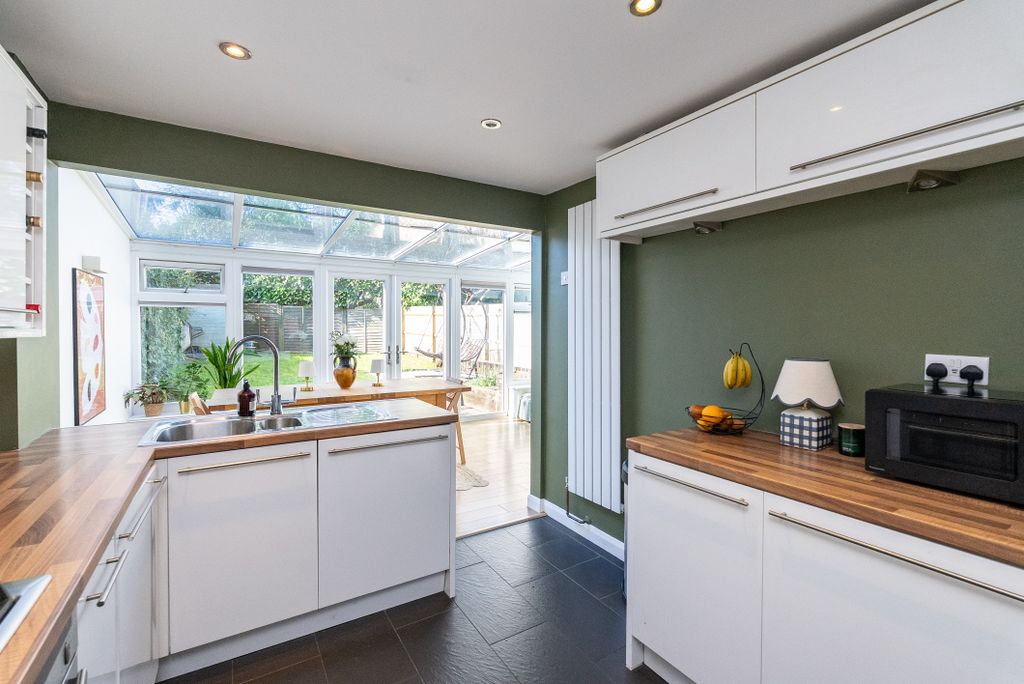 Property photo 2 of 15 Dsc00487