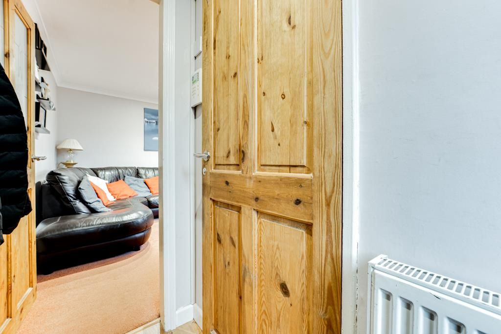 Property photo 2 of 26 16 Anderson Drive, Kettering-8.Jpg