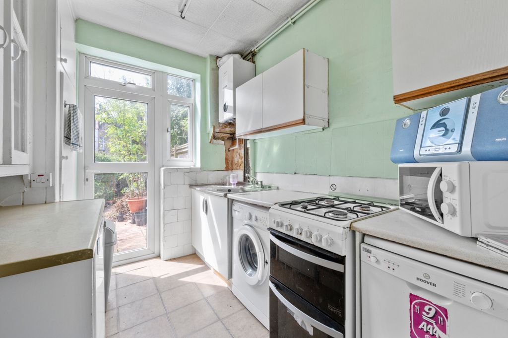 Property photo 3 of 12 Picture No. 08