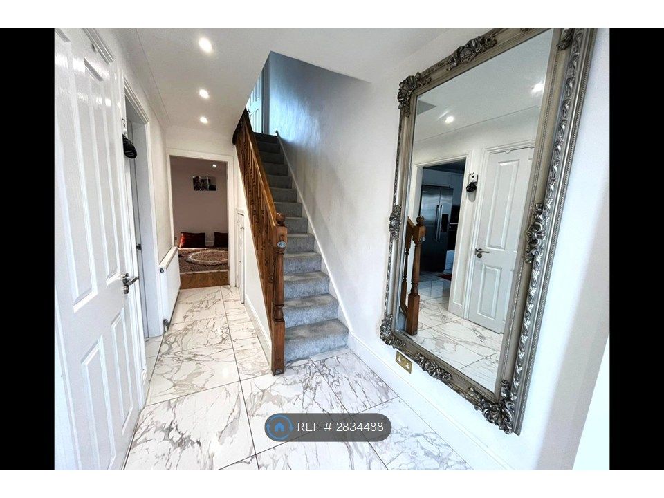 Property photo 1 of 15 Hallway