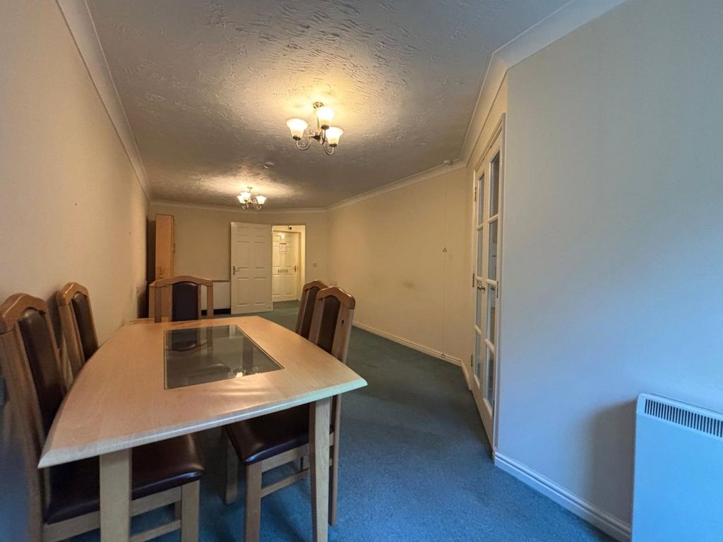 Property photo 3 of 9 Picture No. 13