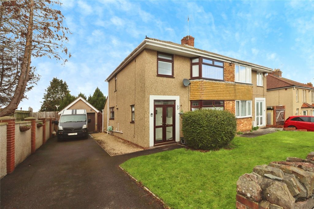 Property photo 1 of 24 Picture No. 04