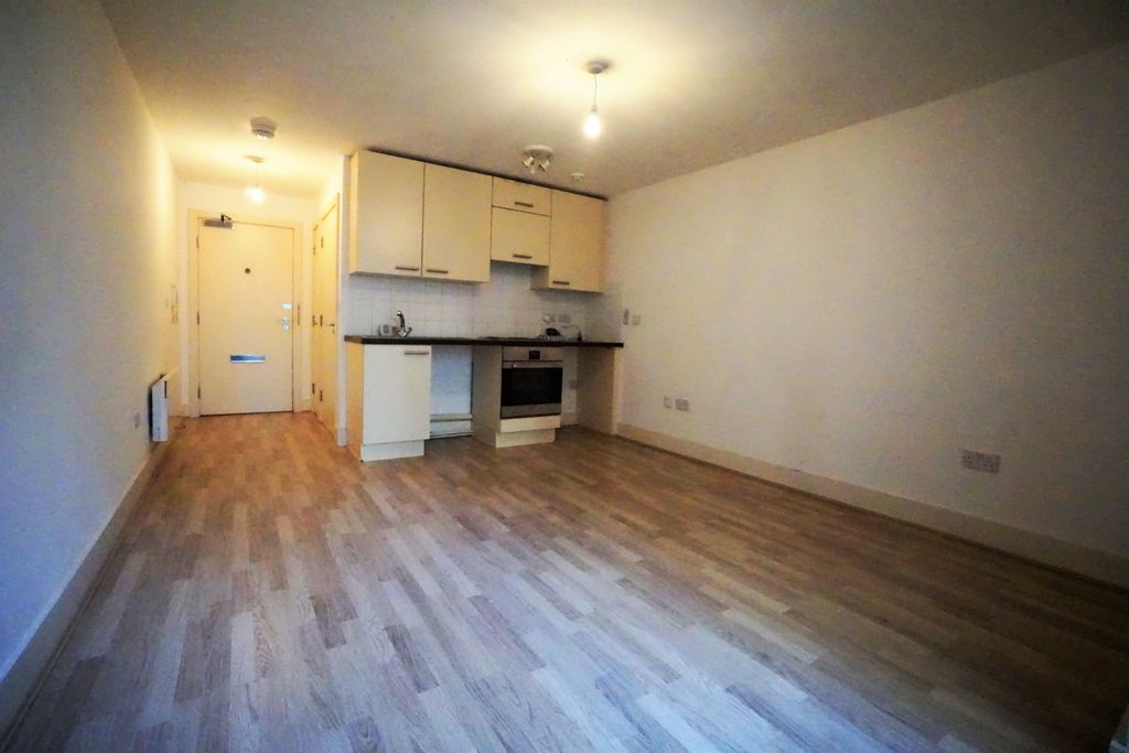 Property photo 2 of 4