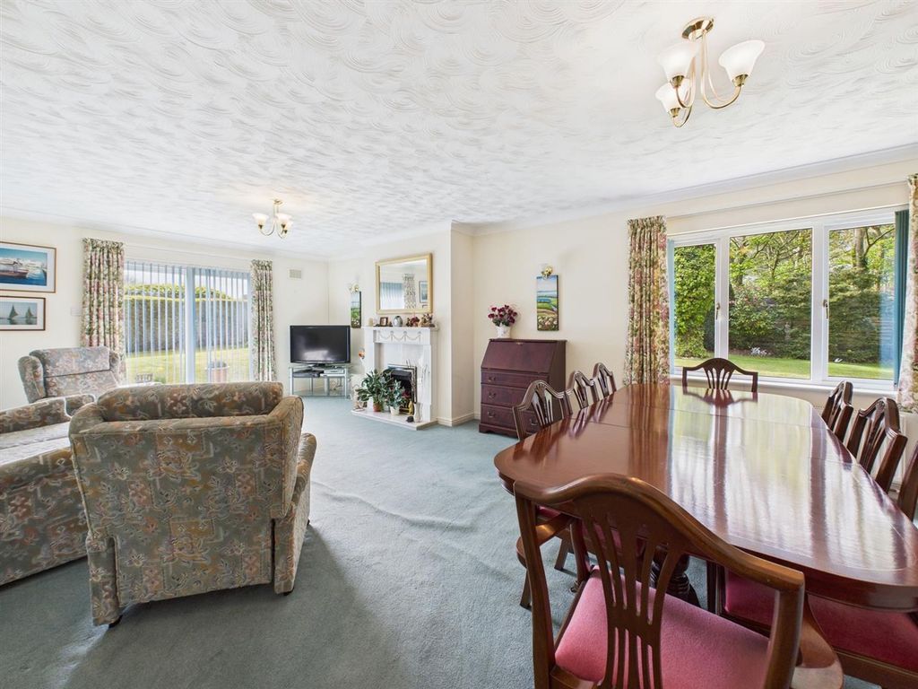 Property photo 3 of 17 Cam04116G0-Pr0167-Still004.Jpg
