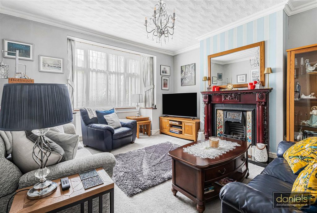 Property photo 2 of 14 2_76981_Watermarked.Jpg