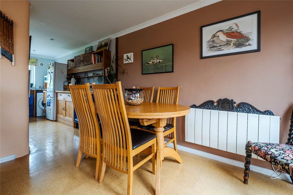 Property photo 3 of 18 Picture No. 11