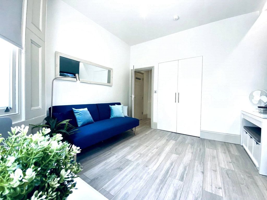 Property photo 3 of 8 Picture No. 03