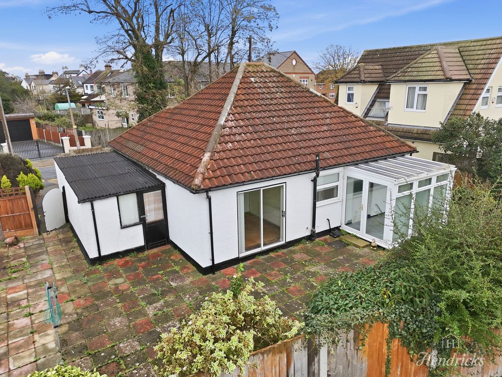 Property photo 3 of 29