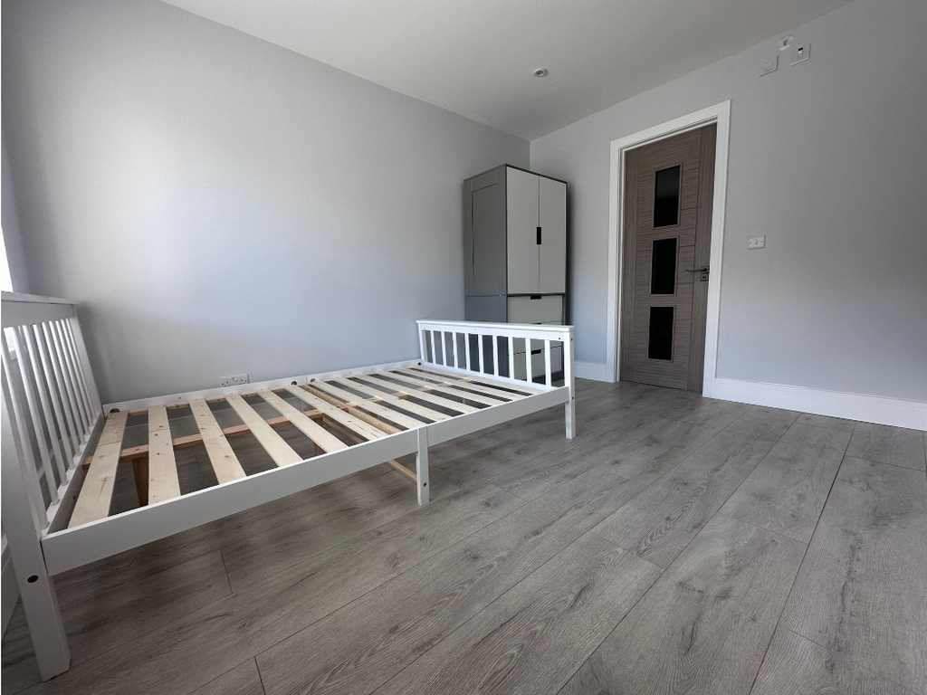 Property photo 1 of 4 R1