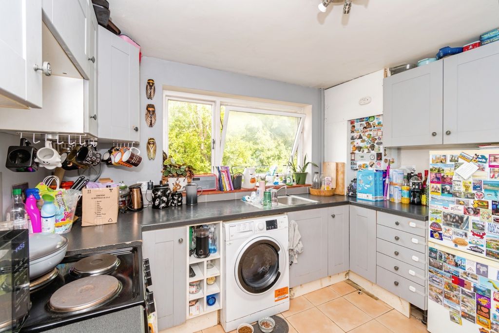 Property photo 2 of 13 Photo