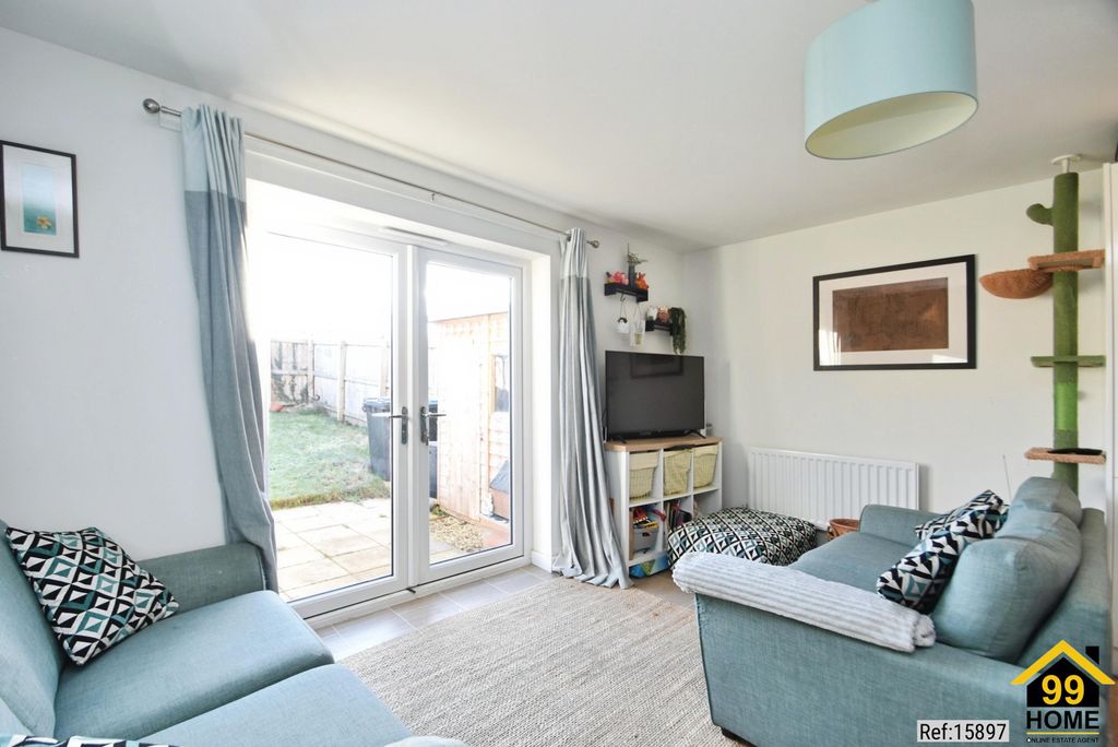 Property photo 3 of 19 Photo 2