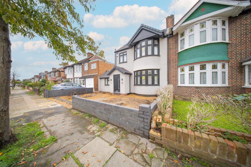 Property photo 1 of 11 External