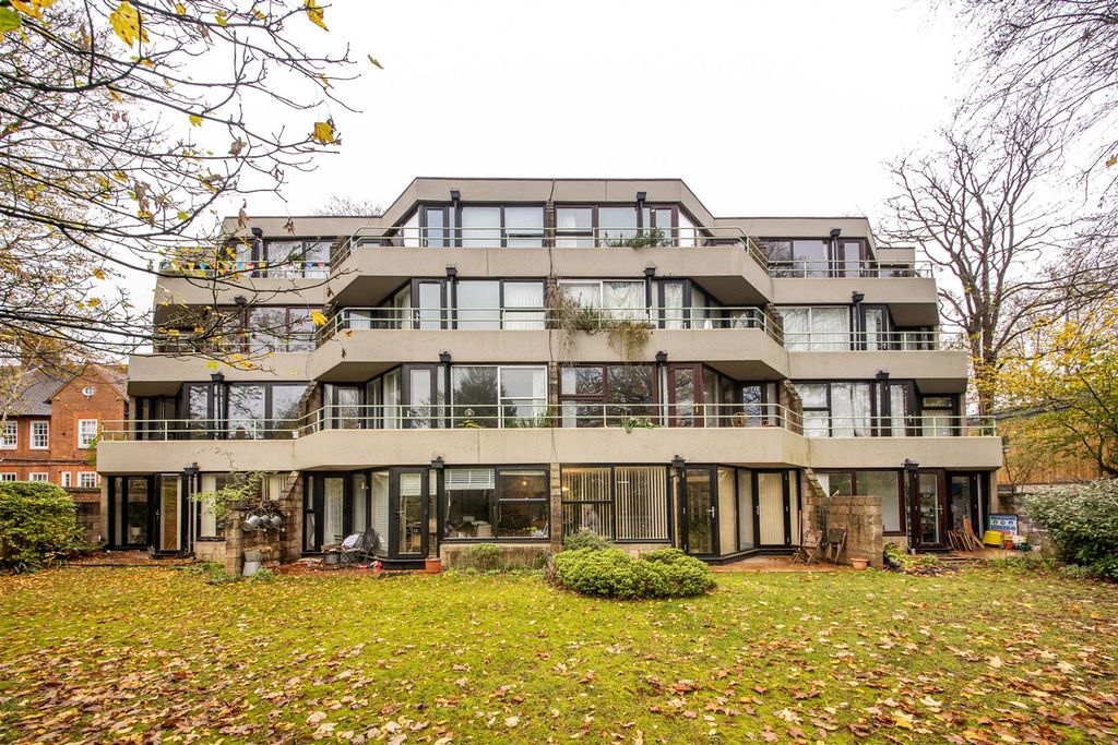 Property photo 1 of 17 Em1A9469.Jpg