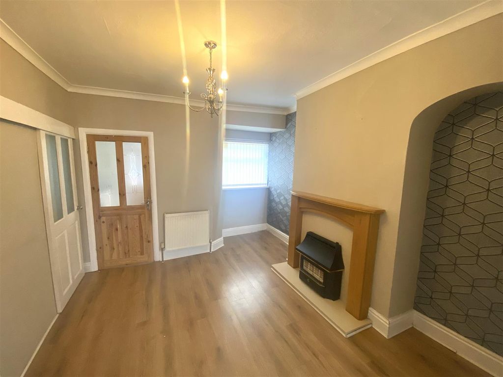 Property photo 2 of 8 Img_5833.Jpeg