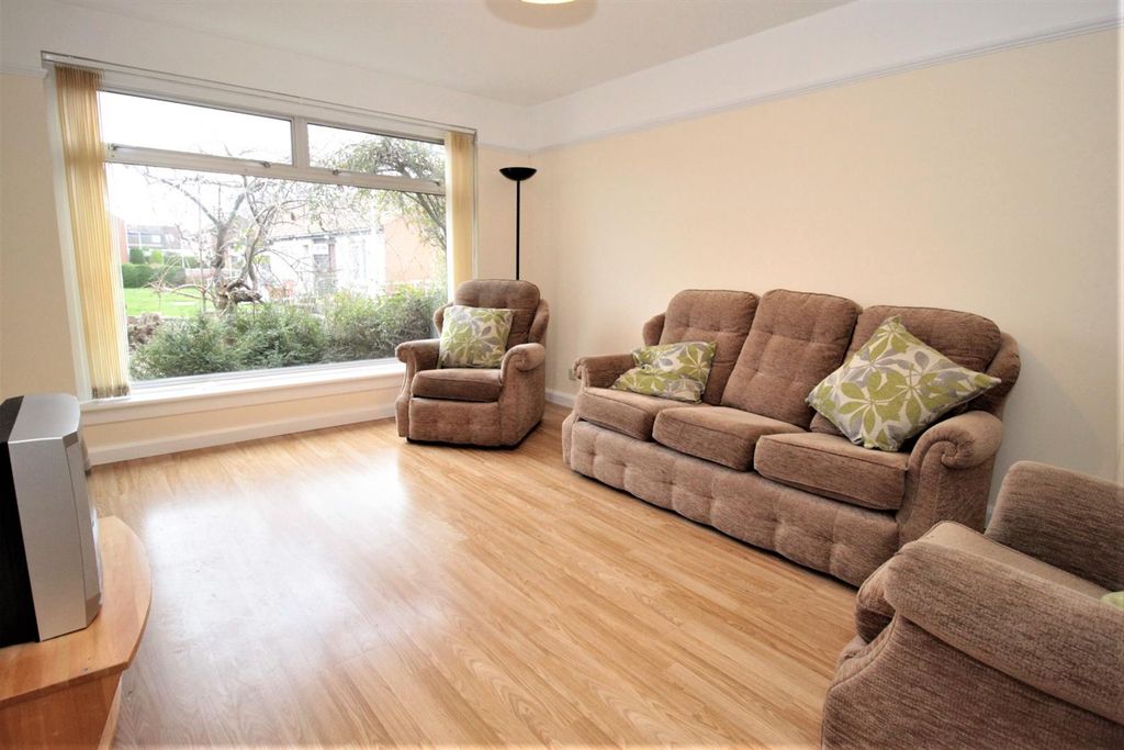 Property photo 3 of 10 Lounge Main.Jpg