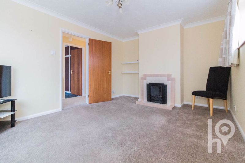 Property photo 1 of 10 Photo 3