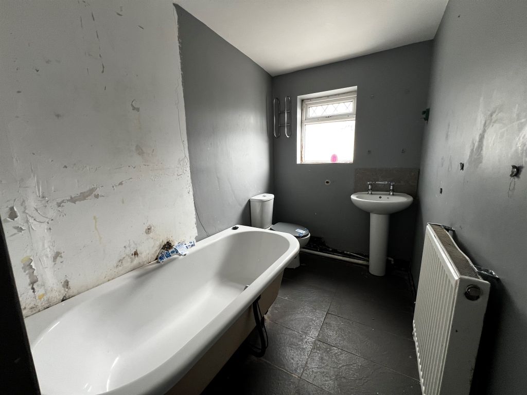 Property photo 2 of 4