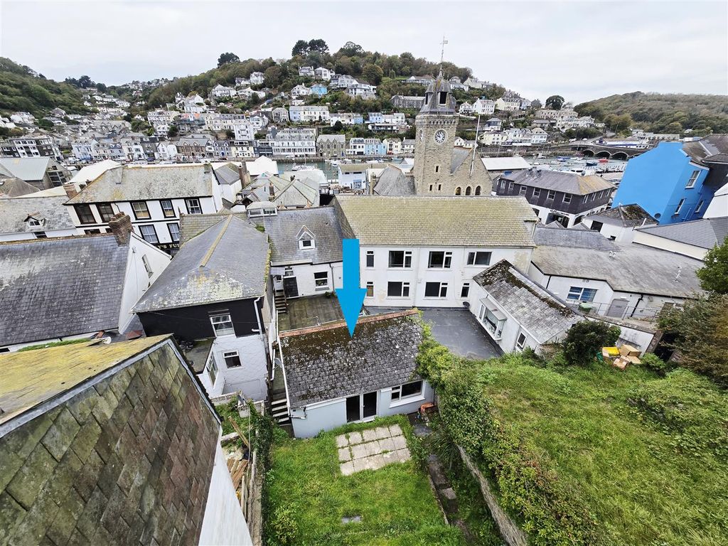 Property photo 1 of 16 With Arrow.Png