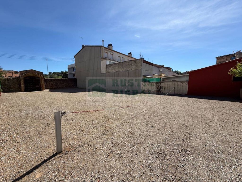 Property photo 1 of 5 Buildable Lot For Four Homes In La Bisbal d’Empordà