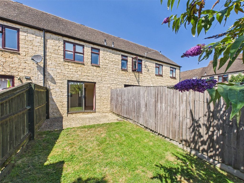 Property photo 2 of 14 Picture No. 34