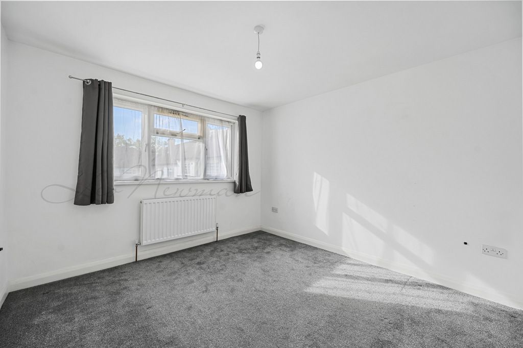 Property photo 2 of 10 Jpg