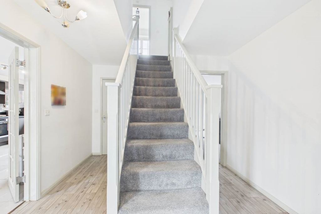 Property photo 2 of 29 An Elegant Staircase In The Entrance Hall