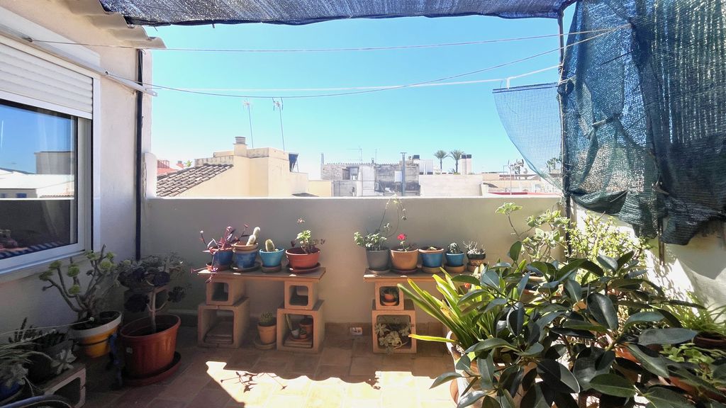 Property photo 3 of 9 04.Jpg