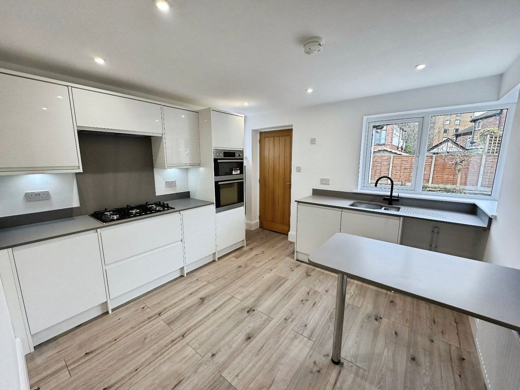 Property photo 2 of 15 Picture 2