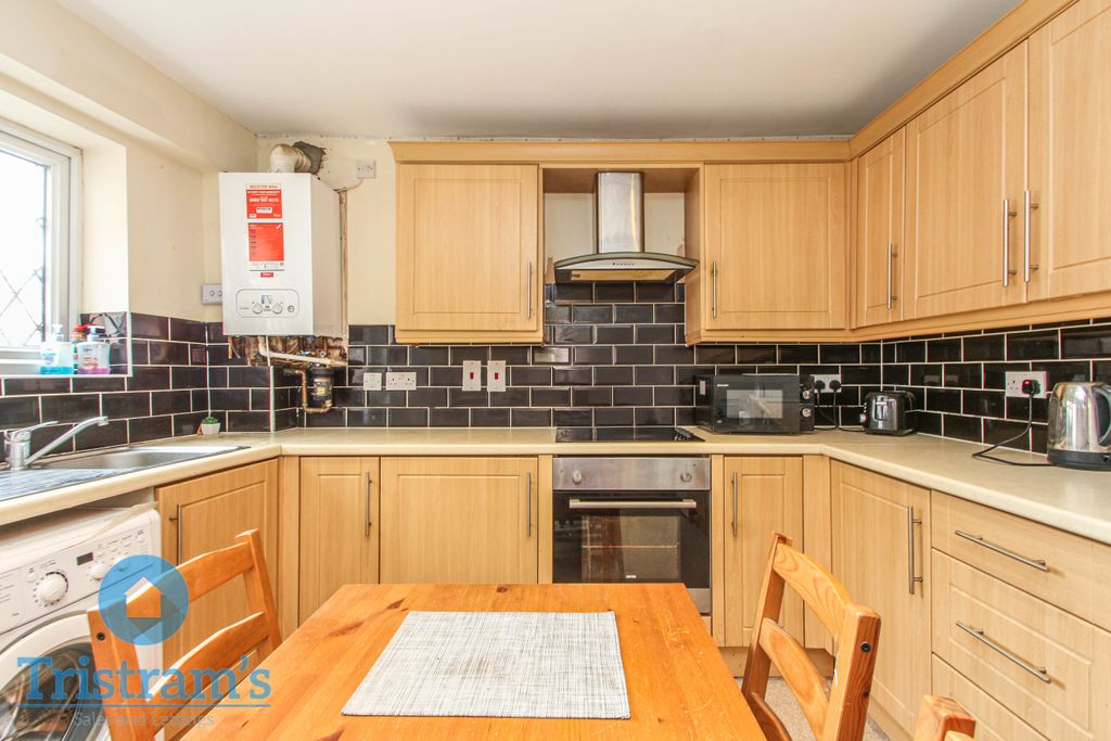 Property photo 1 of 16 3