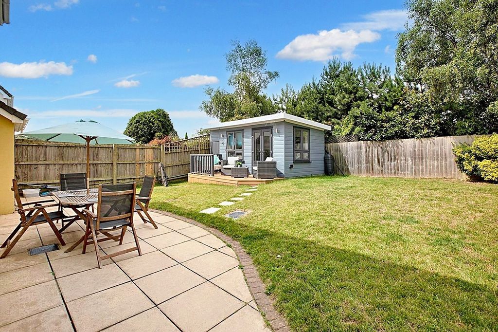 Property photo 3 of 22