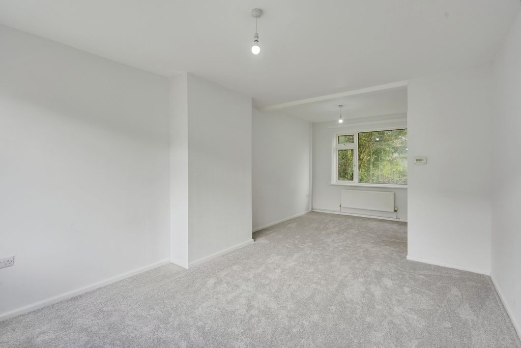 Property photo 2 of 19 Pbox-Img.Jpg