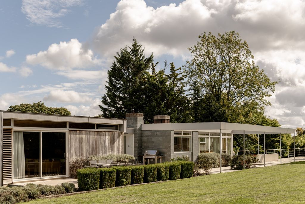 Property photo 3 of 36 311402 - Klee House-8.Jpg