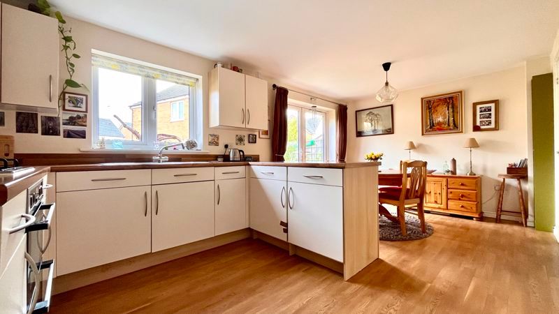 Property photo 2 of 17 Kitchen/Dining Area
