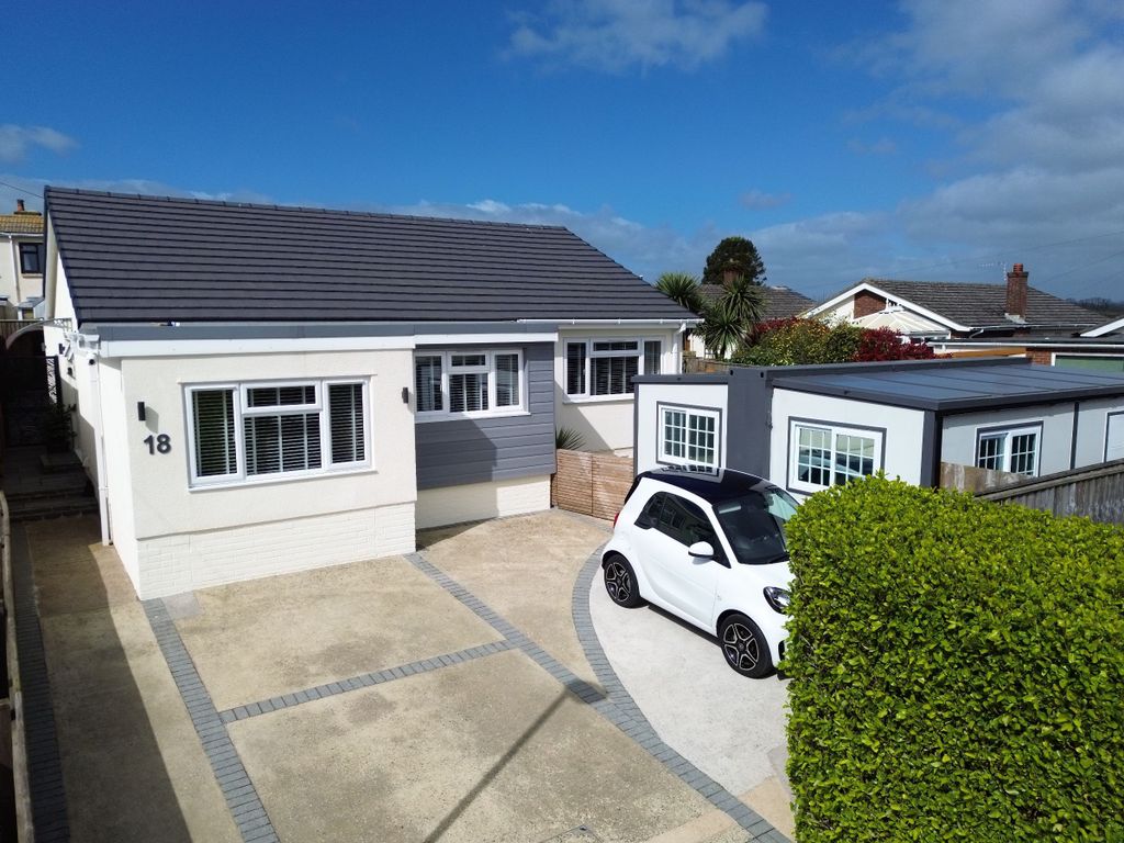 Property photo 1 of 38