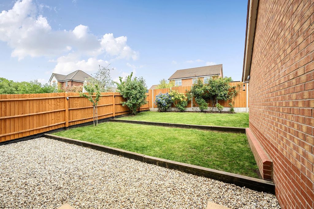 Additional image 18 of 3 bed detached house for saleSkylark Drive, Pershore WR10
