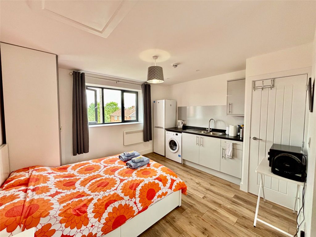 Property photo 1 of 11 Picture No. 12