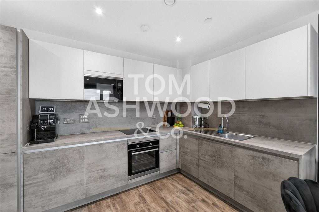 Property photo 3 of 10 Picture No. 31