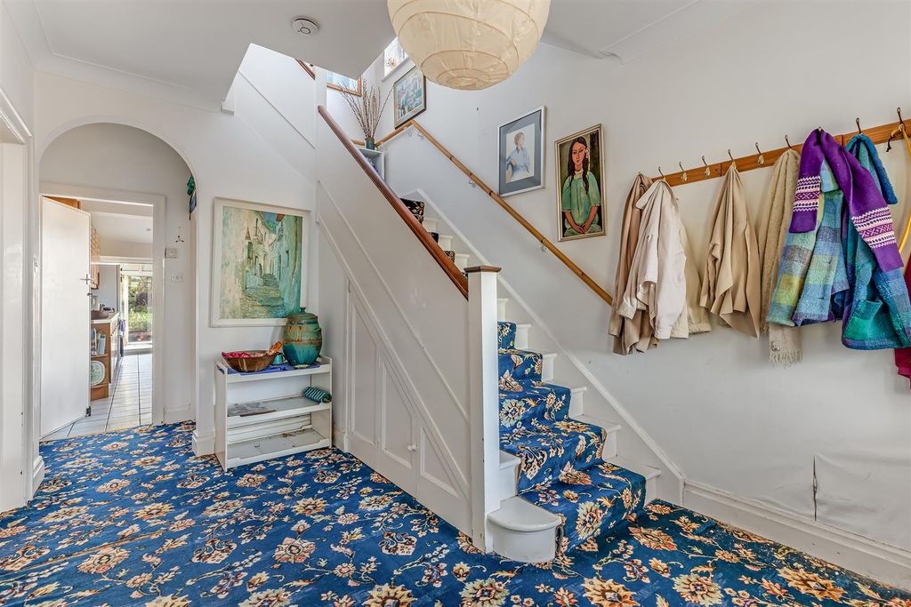 Property photo 3 of 30 Img_2432.Jpg