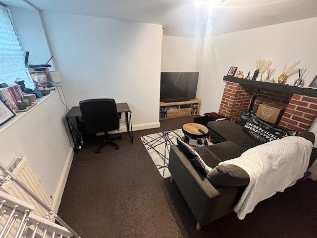 Property photo 2 of 5